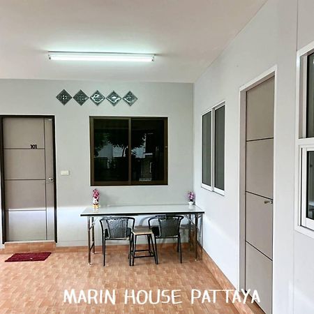 Marin House Pattaya Lägenhet Exteriör bild