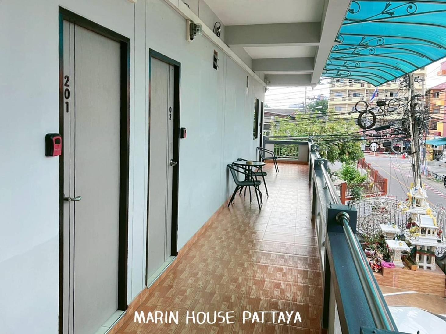 Marin House Pattaya Lägenhet Exteriör bild